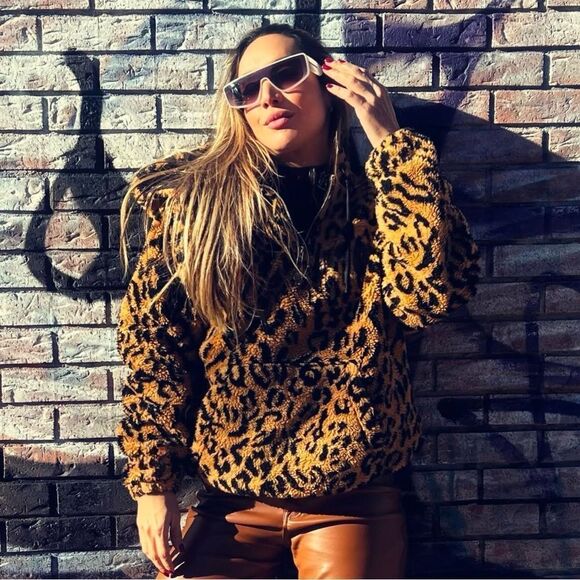 FADE Junior Leopard Print Half-Zip Faux Sherpa Hoodie, Size Large - Picture 3 of 15